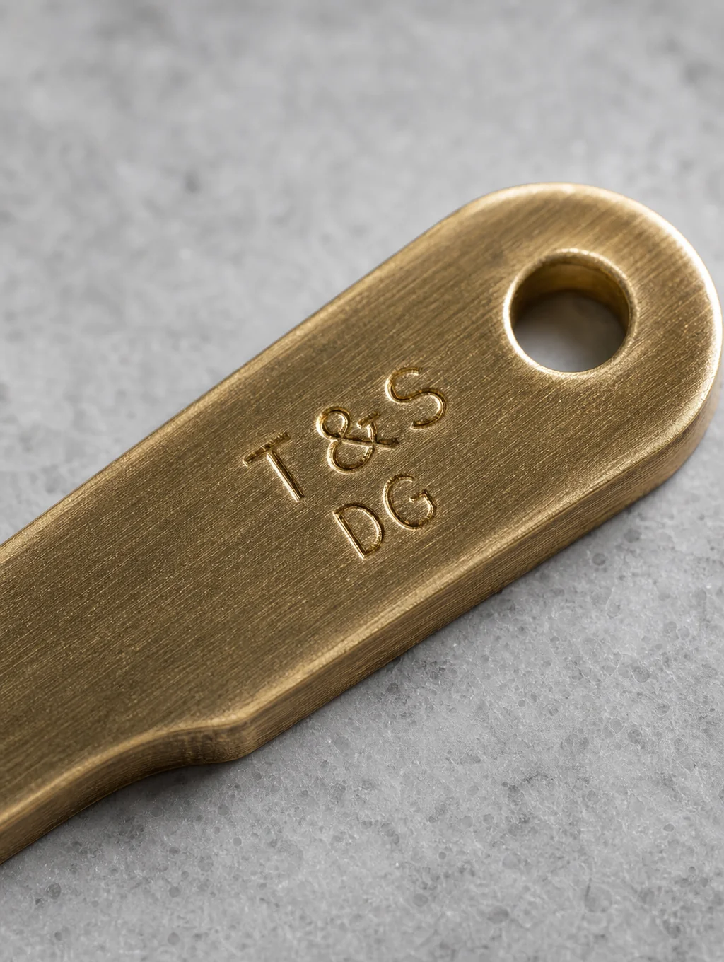 Monolithic brass base detail